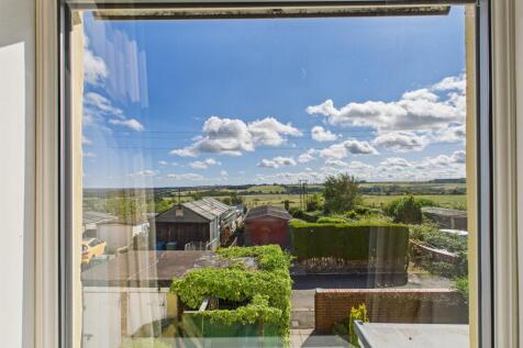 CAM04201G0-PR0106-STILL025