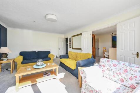 5 HARTFIELD ROAD (2).jpg