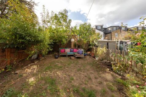 Brettenham Road, E17