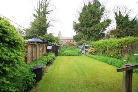 Rear Grarden .jpg