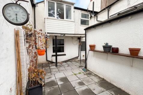 Courtyard Garden - 2