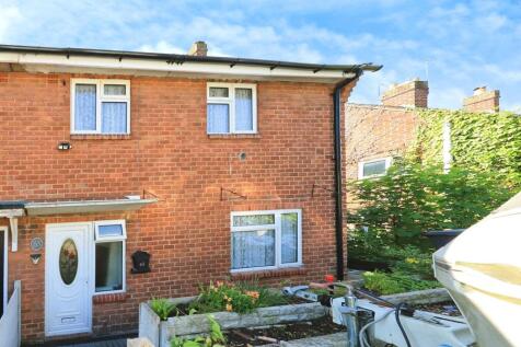 Kidderminster, DY11 - property photo