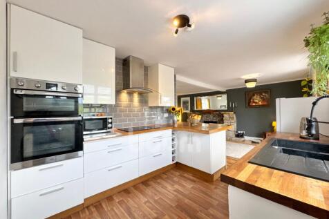 Burnside Cottage, Kilwinning kitchen