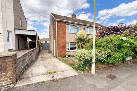 Bridgend, CF31 - property photo