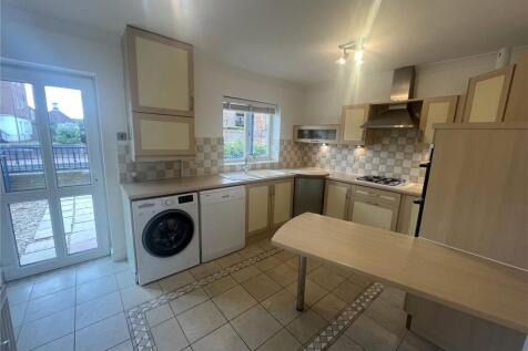 The Piazza, Sovereign Harbour South, Eastbourne, BN23 photo 3