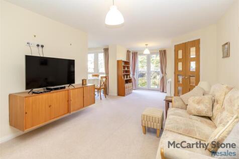 8676383-interior04.jpg