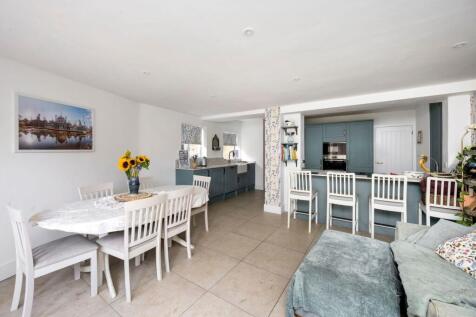 Applesham Avenue 36 OPEN PLAN.jpeg