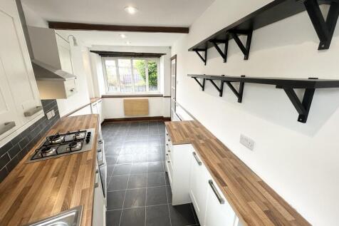 Lane End, Pudsey photo 3