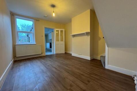 Haycroft Road, Stevenage photo 4