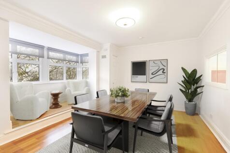 Reception Room (2)