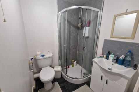Lanchester Gardens, Worksop photo 4