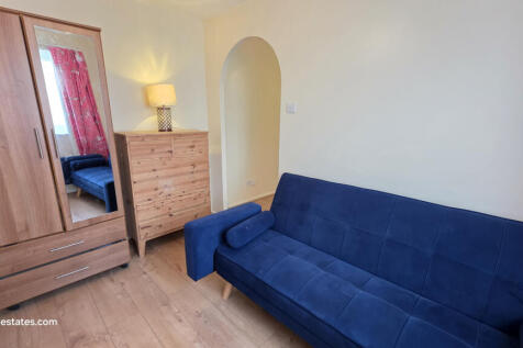 SLEEPING AREA
