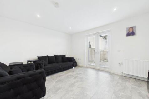 Skylark Gardens, Cambuslang photo 4