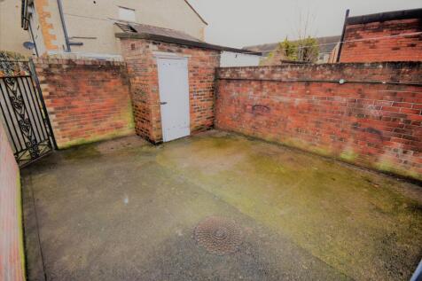 Rear Yard Reverse View