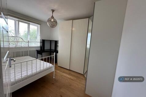 Double Room Available Now