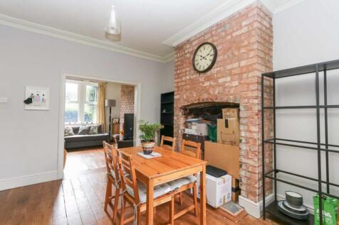 Hall Grove, Cheadle, Cheshire, SK8 photo 4