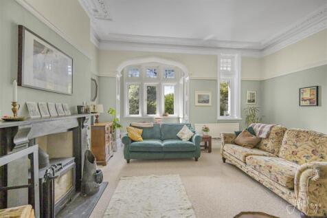 Another Aspect Of The Lounge