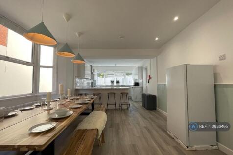 Communal Kitchen/Living Room