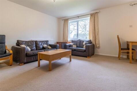 The Acorns, Marlborough Road, Swindon, Wiltshire, SN3 photo 4