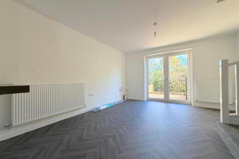 Sellway Gardens, Cullompton photo 4