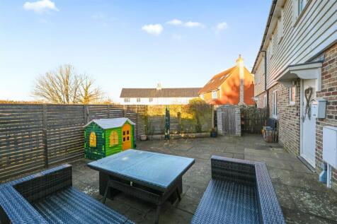 6 Royal Oak close tn31 (19)