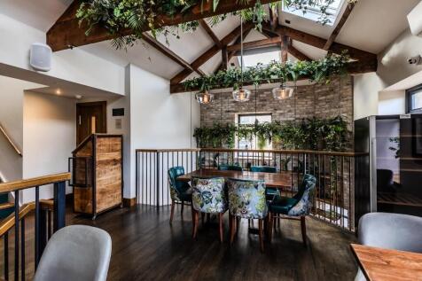 Pub to rent Image 7