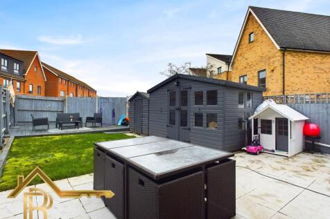 CAM03016G0-PR0029-STILL026