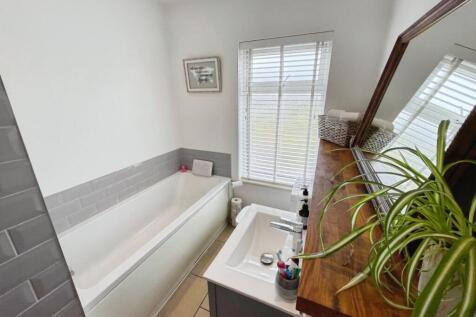 9b945aff--4912-B4DA-6472F578515D-91935-00000C8EBA1