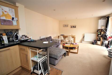 Lounge Kitchen