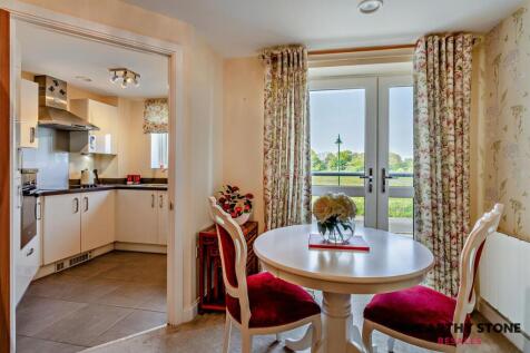 8595831-interior03-800.JPG