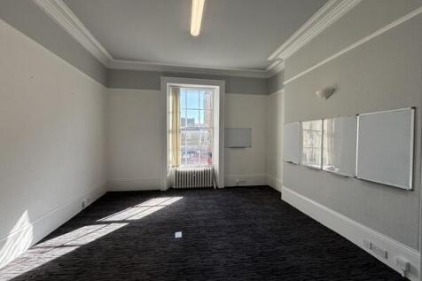 Office for sale Image 3