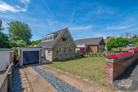 Driveway, Garage and Garden