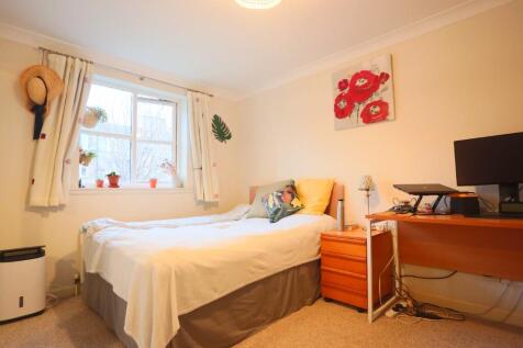 Russell Gardens, Roseburn, Edinburgh, EH12 photo 3
