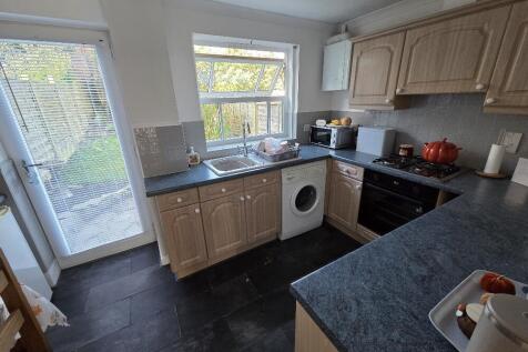 Beechfield Close,Stone Cross,BN24 photo 4