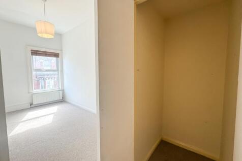 Pearl Street EweMove Saltburn-12