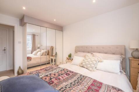 9-Riverdale-Drive...