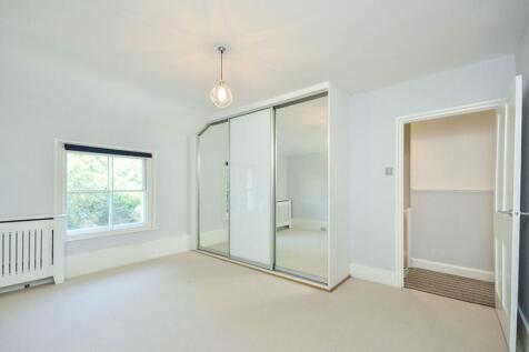 Buckland Hill, Maidstone, Kent, ME16 photo 4