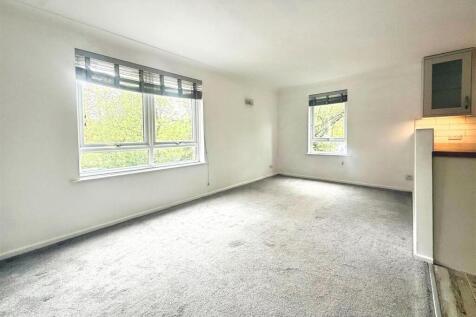 Allenview Road, Wimborne photo 3