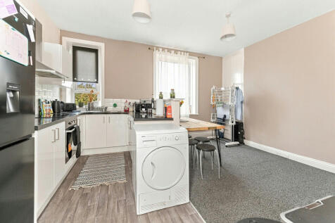 Kitchen/Dining Ro...