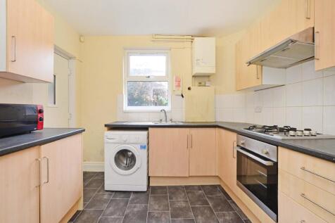 3-bed house on Midland Street, Highfield, Sheffield, £390/mo
