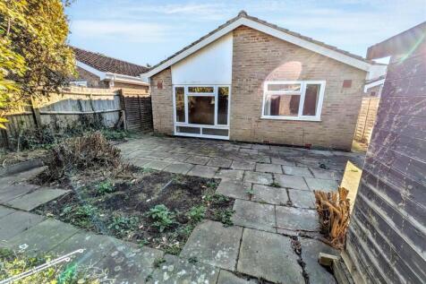 Rear garden new.jpg