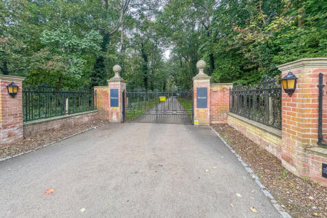 20251007_135330186_iOS_edited