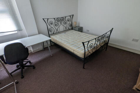 Carnarvon Road, Reading, Berkshire, RG1 photo 2