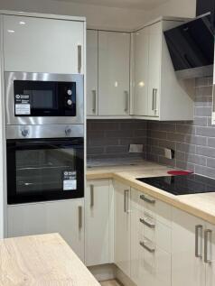 5 bed // 4 bath - Lower Regent Street NG9 2DD photo 4