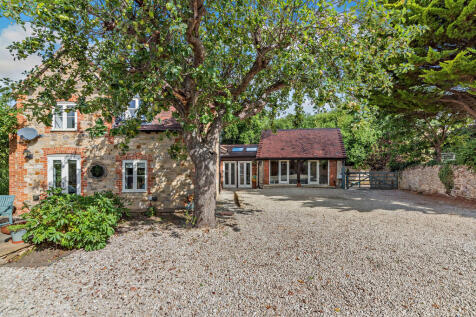 8658537-exterior1...