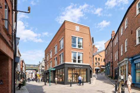 1-bed flat on Little Underbank, Stockport, Cheshire, SK1, £975/mo