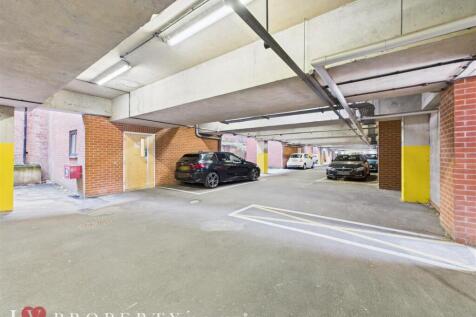 CAM05016G0-PR0106-ST