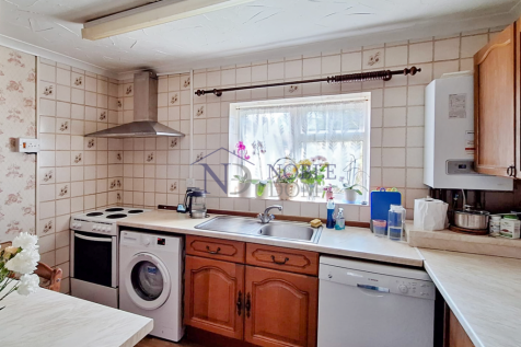 2 BEDROOM FLAT IN SOUTH RUISLIP