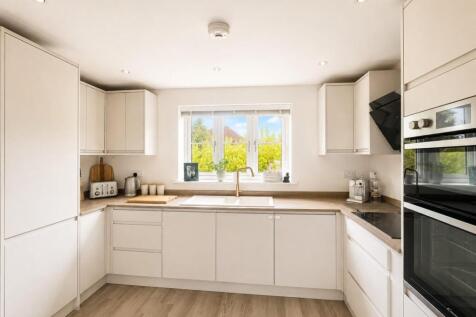 Cam Pitch - kitchen1.1.jpeg