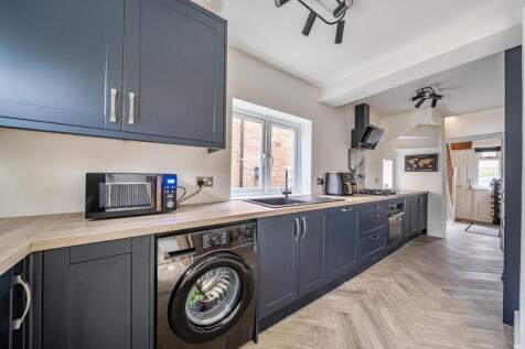 1369070-19-68ed2b...